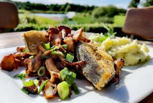 Heilbuttsteaks mit Pfifferlingen im Golfpark Strelasund