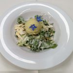 Chicorée-Salat mit Apfelsorbet