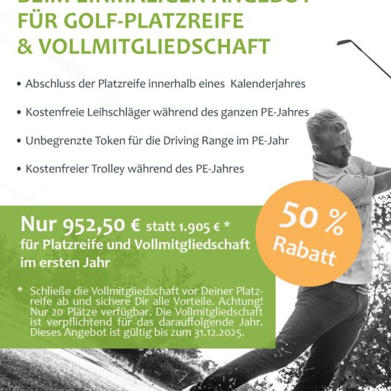 Golfer beim Abschlag auf dem Golfplatz im Golfpark Strelasund