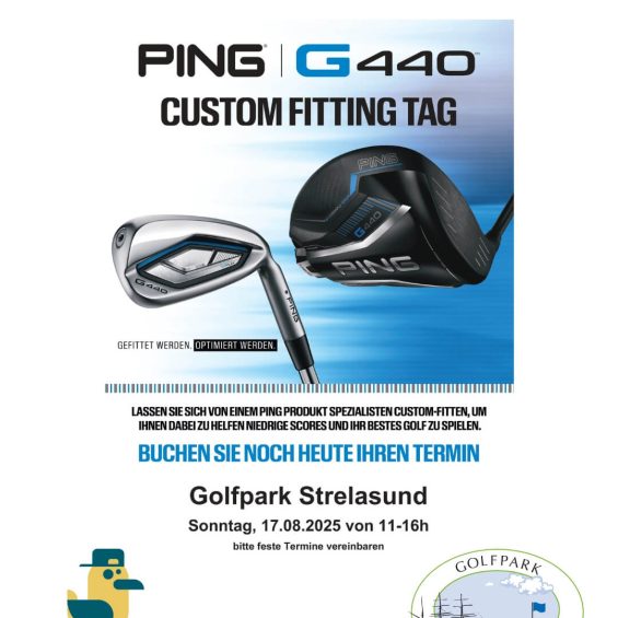 Zwei Golfschläger auf einem Plakat für den Fitting Tag im Golfapark Strelasund und das Logo vom Golfpark Strelasund und Flying Golg