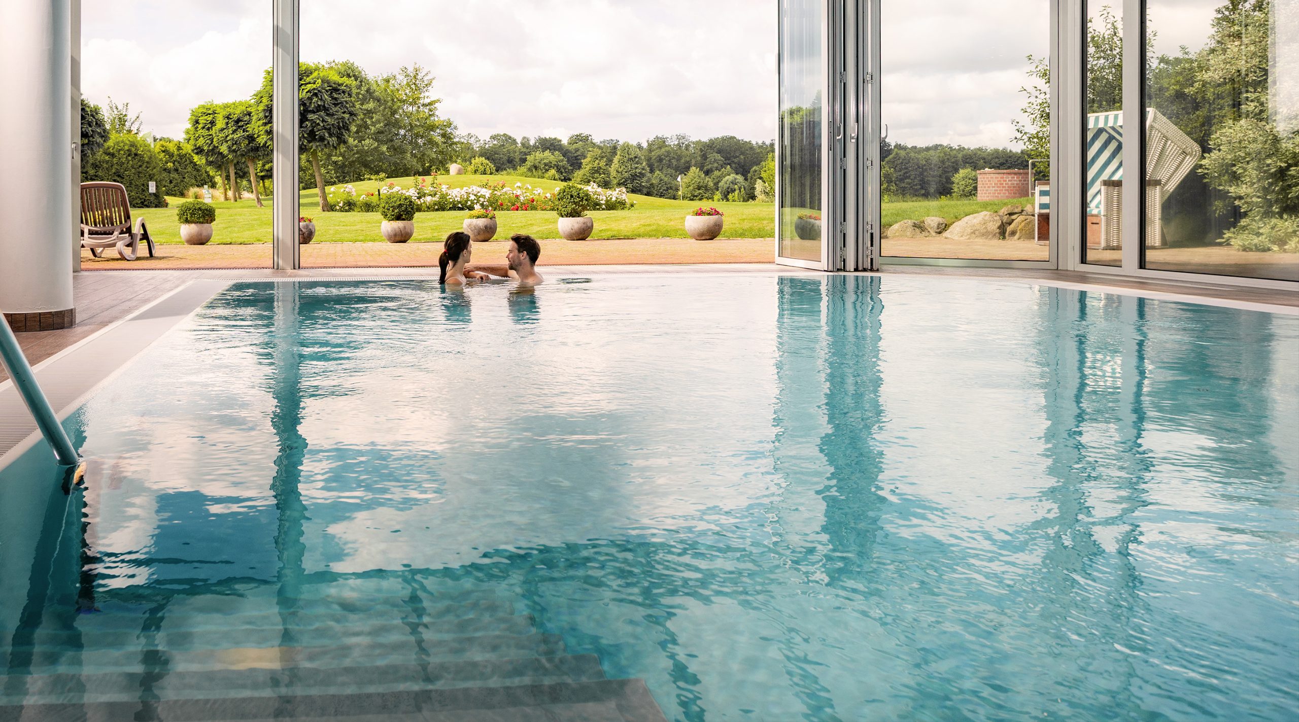 Wellness & SPA 1 00 03 Golfpark Strelasund Home WellnessSpa Header 4 scaled