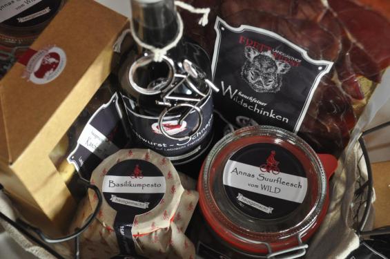 Hauseigene Produkte im Korb